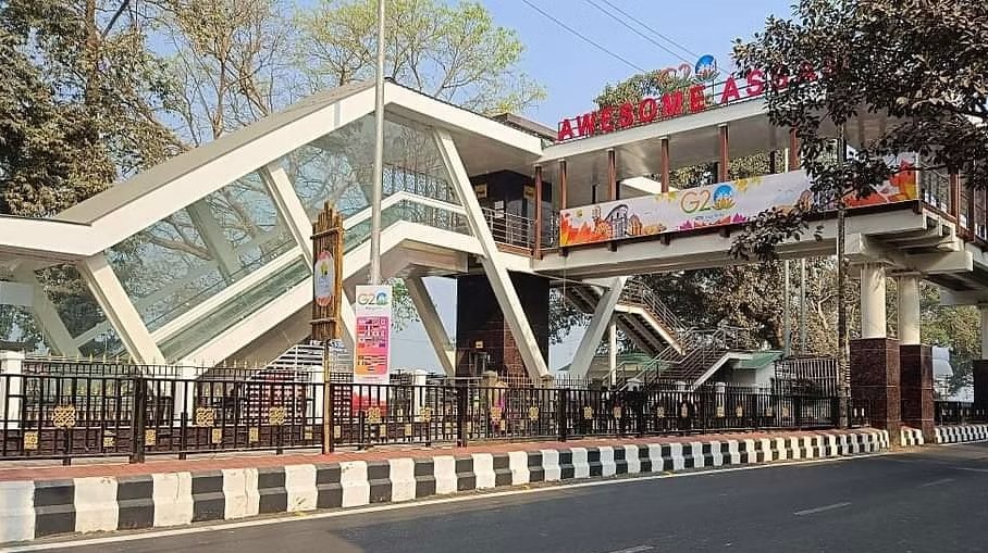 Fancy Bazar Guwahati River Side Picture