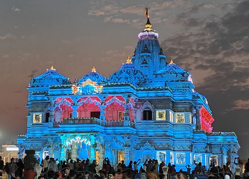 Prem Mandir Vrindavan Travel Guide – Timings, Nearby Places & Best Time to Visit